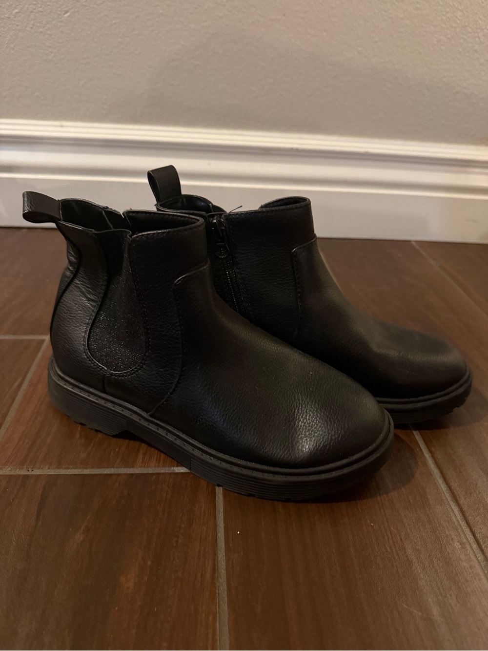 Cat & Jack Black Chelsea Kids Ankle Boots